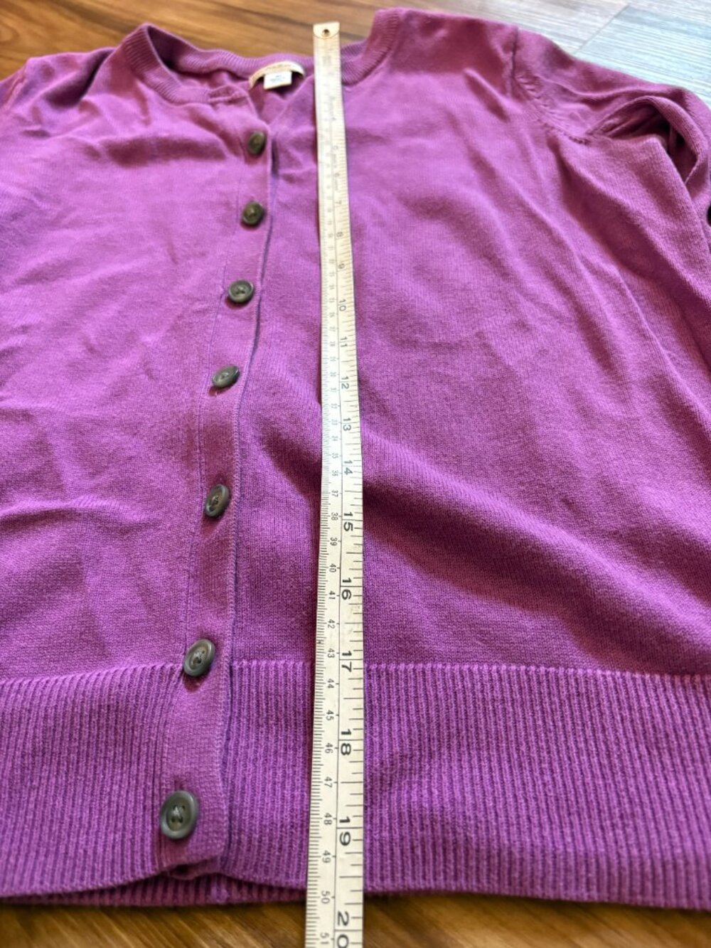 Ladies' pink button-up cardigan - Picture 4 of 6
